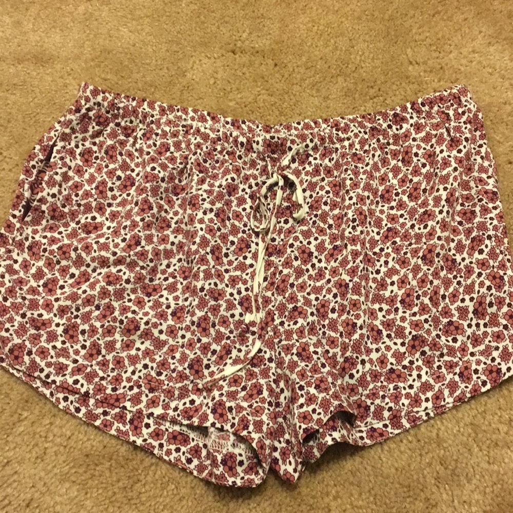Shorts with pockets